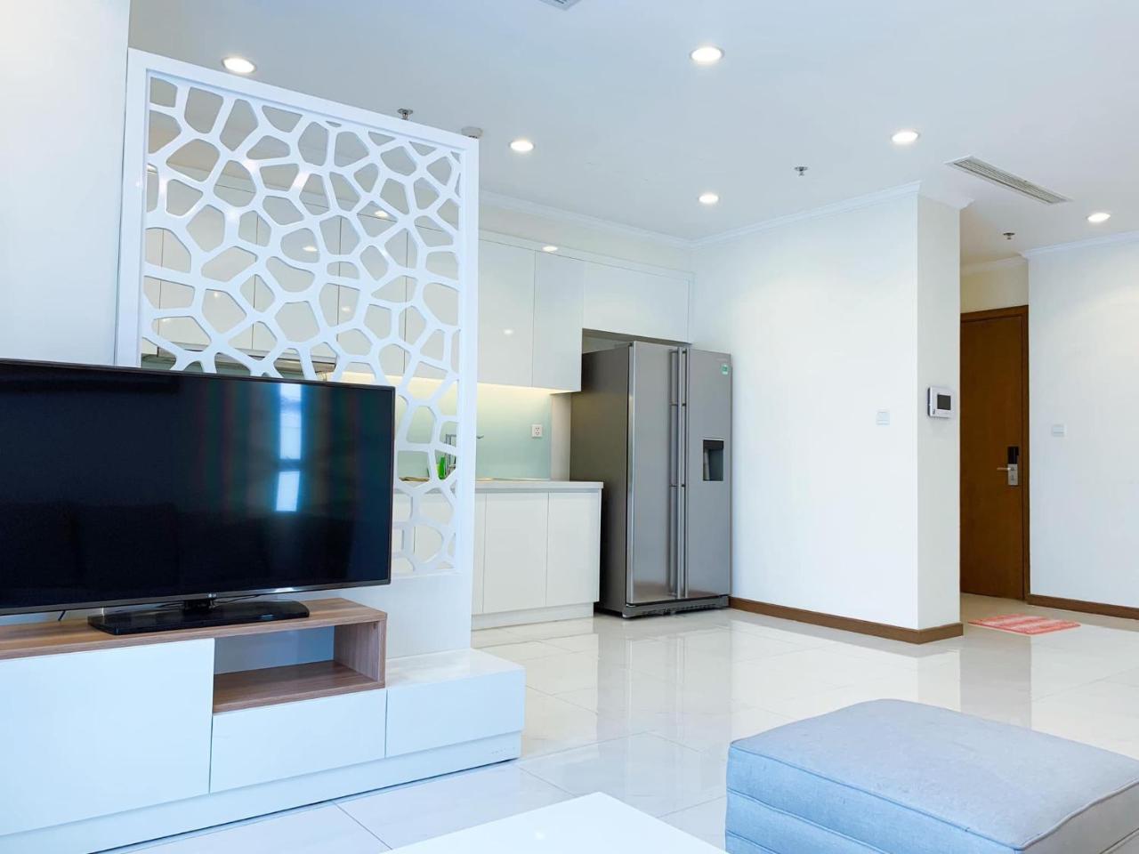 Проживание в семье The Luxe Nest Landmark 81